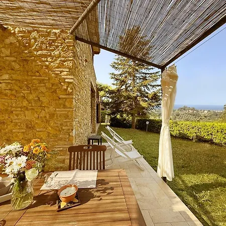 Casa Gino كاسال ماريتيمو
